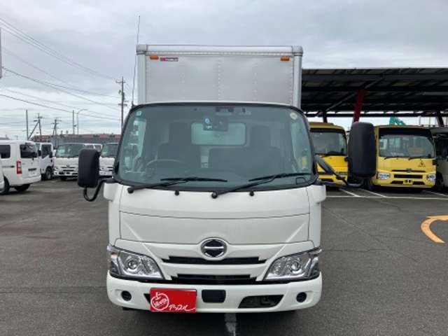 Hino Dutro 5