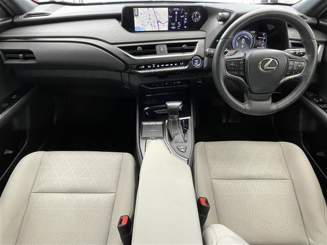 Lexus UX 3
