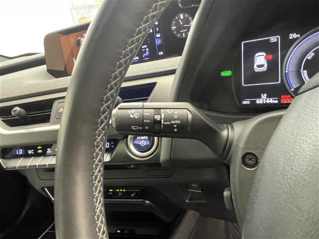 Lexus UX 10