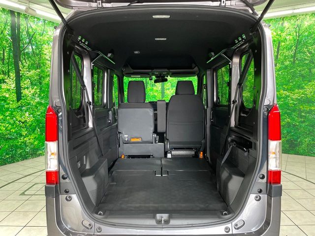 Honda N-VAN 12
