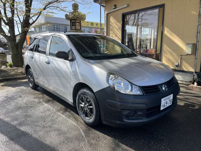 Nissan AD 7