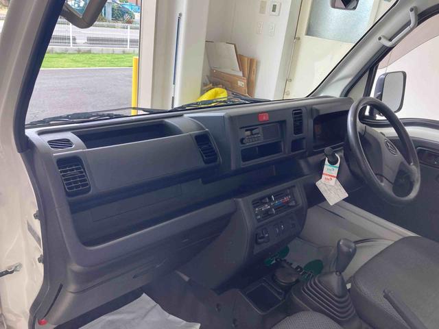 Daihatsu Hijet Truck 12