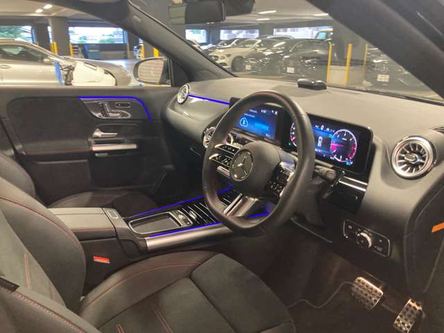 Mercedes-Benz GLA-Class 7
