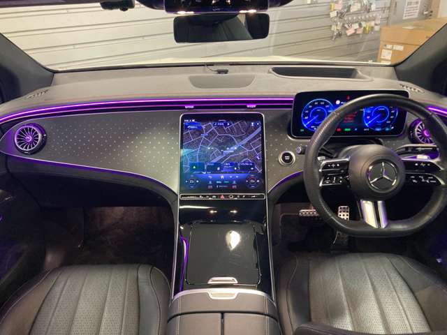 Mercedes-Benz EQE SUV 6