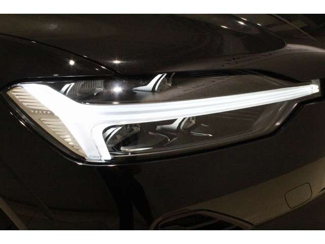 Volvo XC60 10