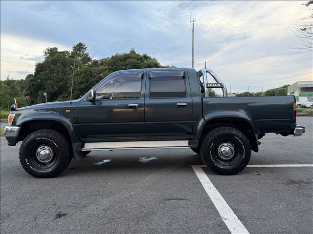 Toyota Hilux 6