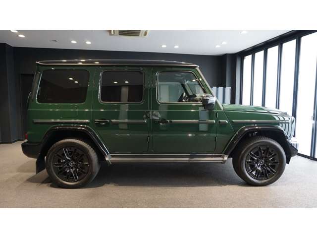 Mercedes-Benz G-Class 10