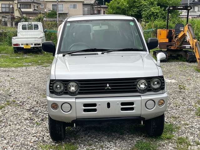 Mitsubishi Pajero Mini 3