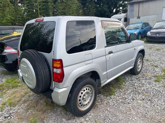 Mitsubishi Pajero Mini 7
