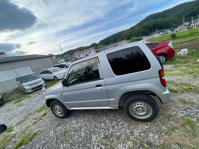 Mitsubishi Pajero Mini 9