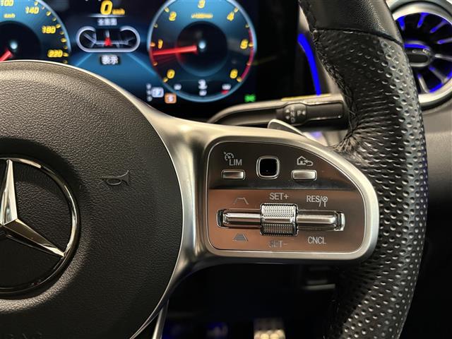Mercedes-Benz GLB 11