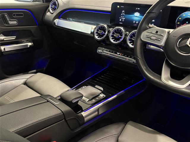 Mercedes-Benz GLB 7