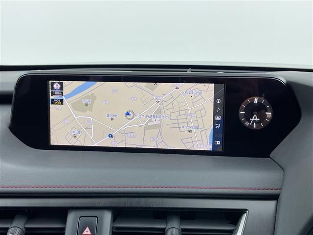 Lexus UX 4