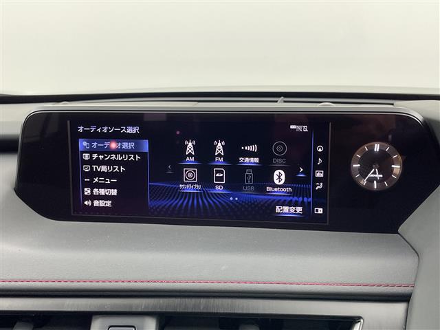 Lexus UX 6