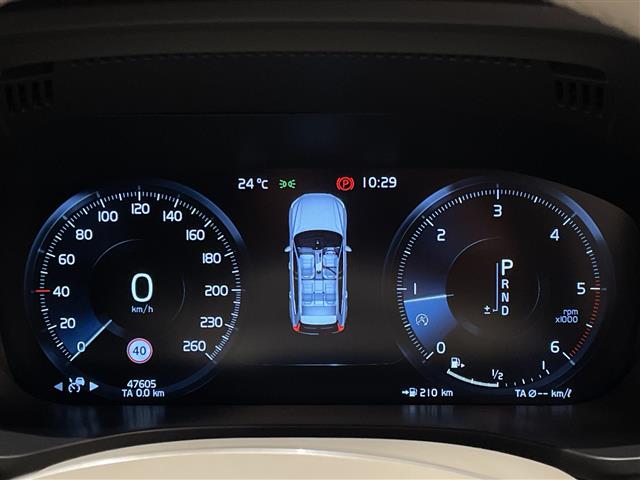 Volvo XC60 11