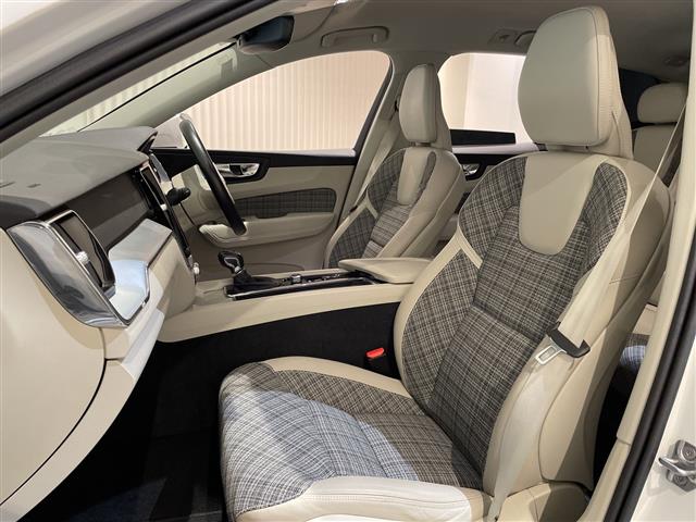 Volvo XC60 10