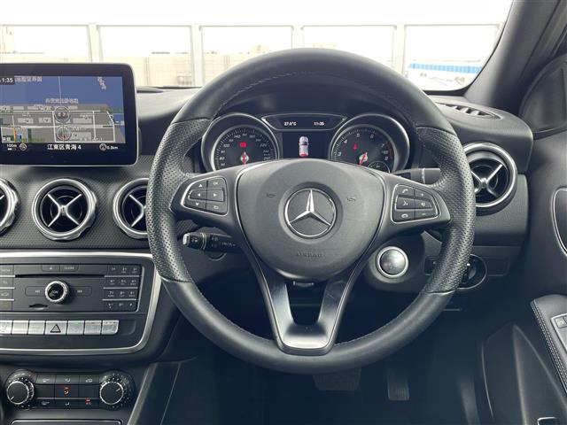 Mercedes-Benz GLA-Class 2