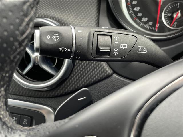 Mercedes-Benz GLA-Class 4