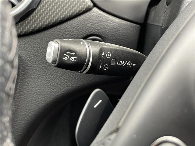 Mercedes-Benz GLA-Class 6