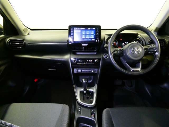 Toyota Yaris Cross 12