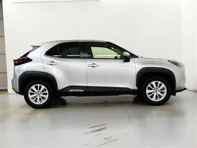 Toyota Yaris Cross 4