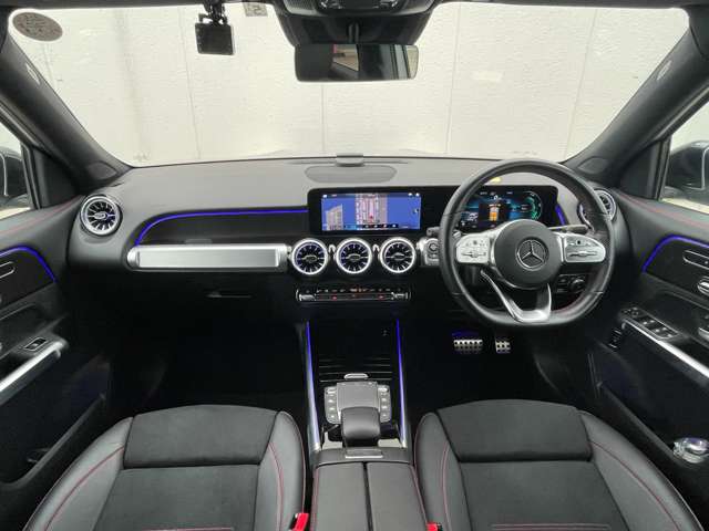 Mercedes-Benz GLB 6