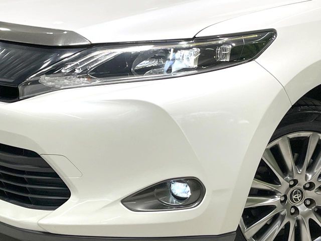 Toyota Harrier 12