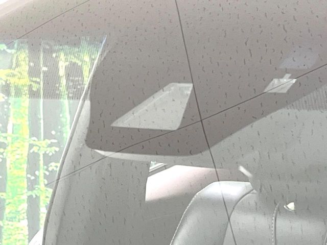 Toyota Harrier 4