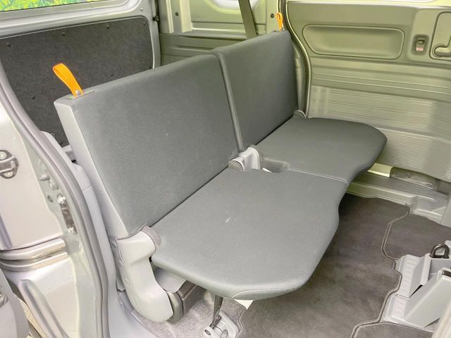 Honda N-VAN 9