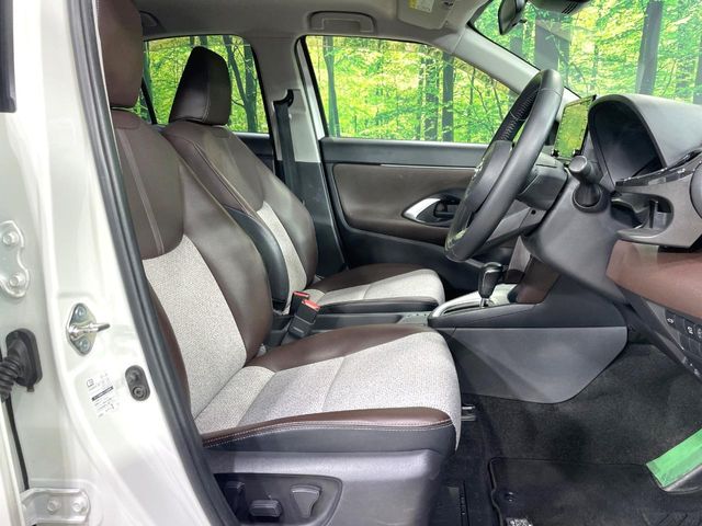 Toyota Yaris Cross 8