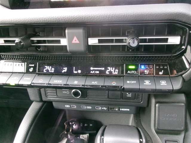 Toyota Land Cruiser 250 10