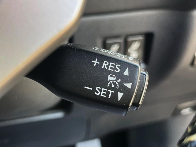 Lexus NX 7