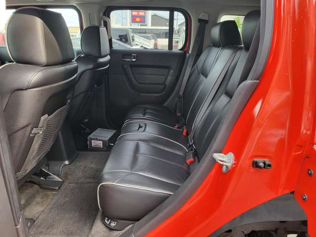 Hummer H3 5