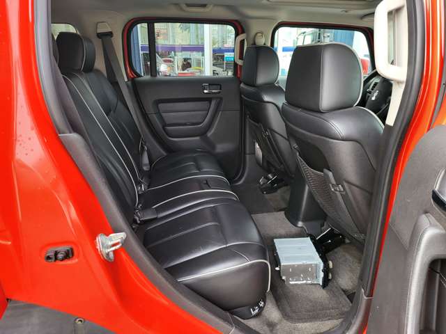 Hummer H3 8