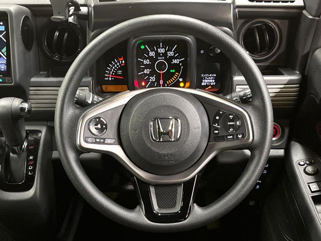 Honda N-VAN 11