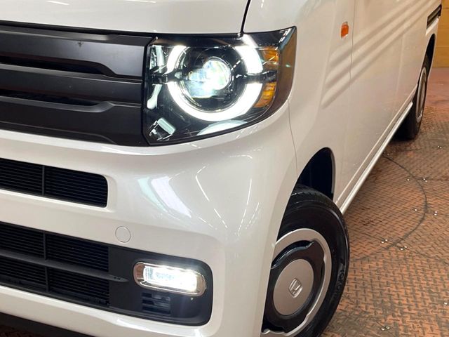 Honda N-VAN 12