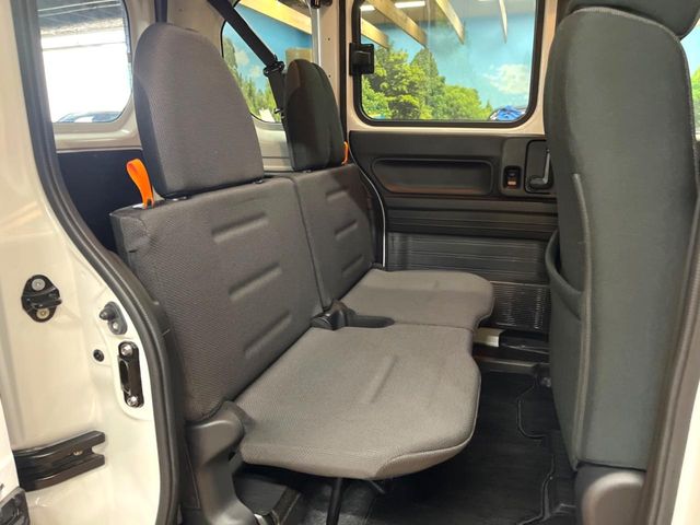Honda N-VAN 9