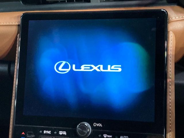Lexus LBX 3