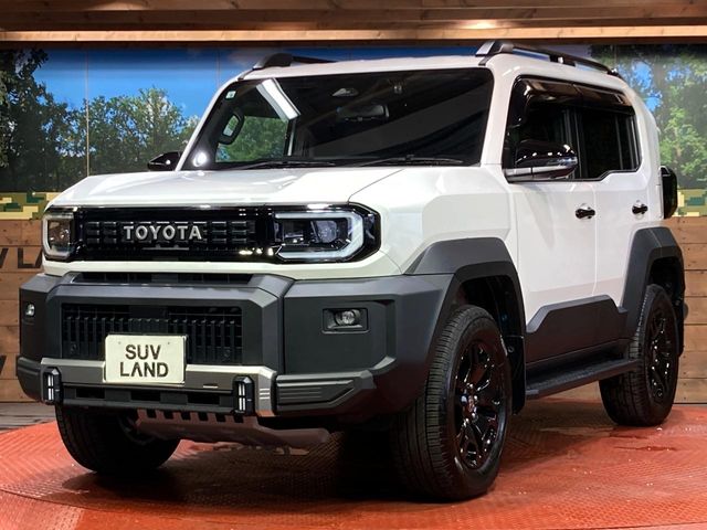 Toyota Land Cruiser FJ 3