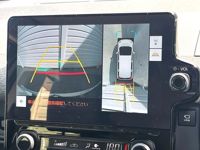 Toyota Sienta 4