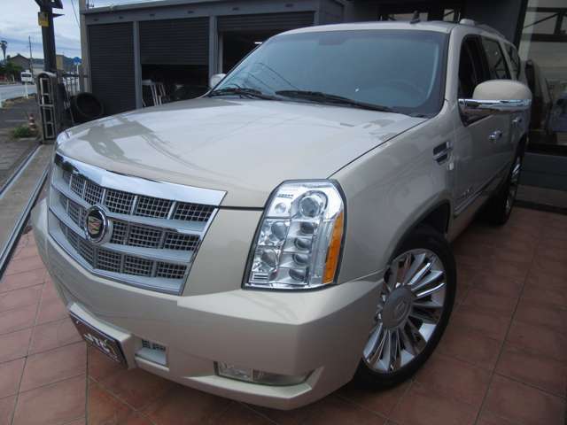 Cadillac エスカレード 7