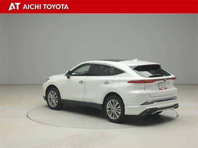 Toyota Harrier 4