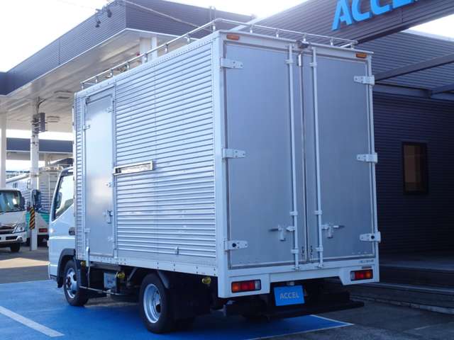 Mitsubishi Fuso Canter Guts 8