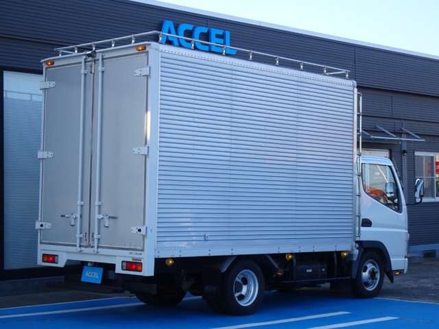 Mitsubishi Fuso Canter Guts 10