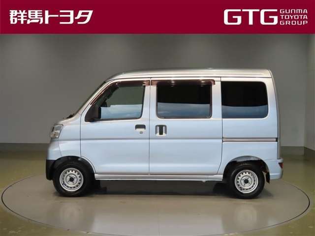 Daihatsu Hijet Cargo 4