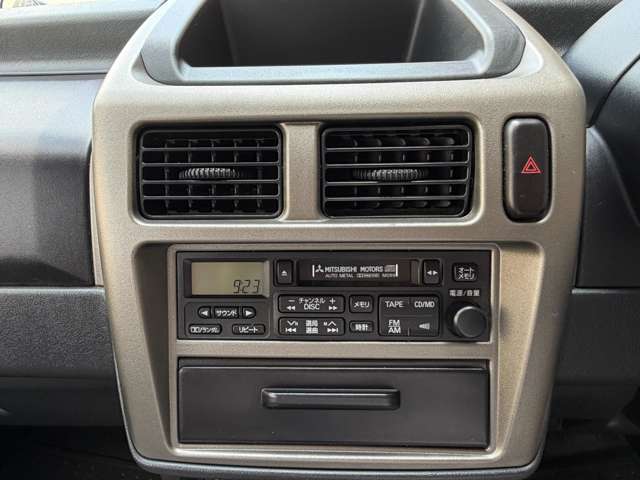 Mitsubishi Pajero Mini 11