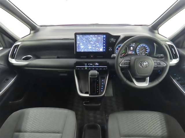 Toyota Noah 3