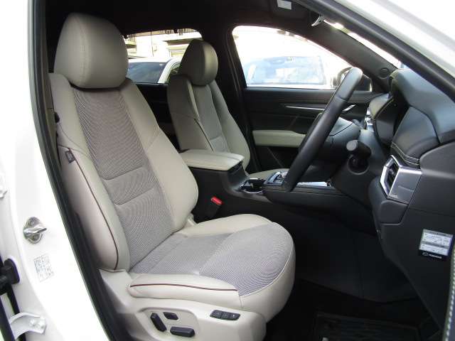 Mazda CX-8 11