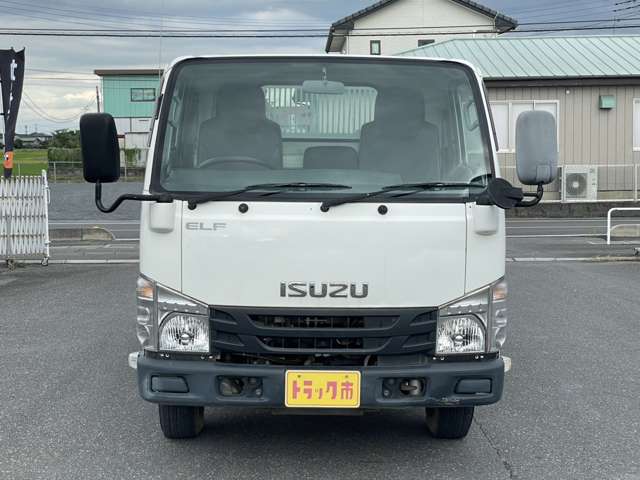 Isuzu Elf 2
