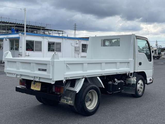 Isuzu Elf 5